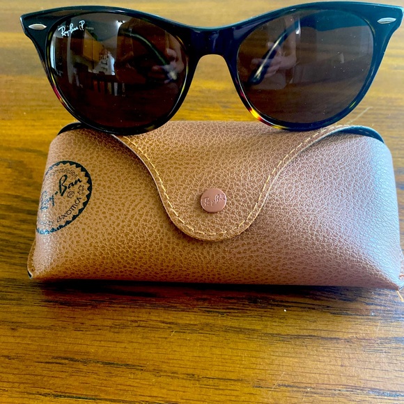 Ray Ban - Polarized women’s sunglasses - Picture 2 of 7